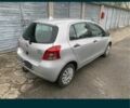 Серый Тойота Ярис, объемом двигателя 1 л и пробегом 186 тыс. км за 5000 $, фото 1 на Automoto.ua