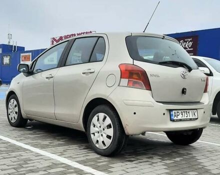 Сірий Тойота Яріс, об'ємом двигуна 1.3 л та пробігом 169 тис. км за 6200 $, фото 3 на Automoto.ua