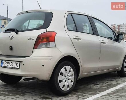 Сірий Тойота Яріс, об'ємом двигуна 1.3 л та пробігом 169 тис. км за 6200 $, фото 9 на Automoto.ua