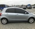 Сірий Тойота Яріс, об'ємом двигуна 1 л та пробігом 185 тис. км за 3950 $, фото 2 на Automoto.ua