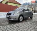 Сірий Тойота Яріс, об'ємом двигуна 1.3 л та пробігом 151 тис. км за 6500 $, фото 1 на Automoto.ua
