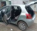 Серый Тойота Ярис, объемом двигателя 1.3 л и пробегом 172 тыс. км за 6200 $, фото 3 на Automoto.ua