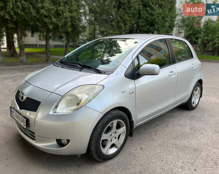 Серый Тойота Ярис, объемом двигателя 1.4 л и пробегом 230 тыс. км за 5700 $, фото 17 на Automoto.ua