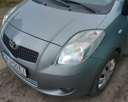 Серый Тойота Ярис, объемом двигателя 1.3 л и пробегом 172 тыс. км за 6200 $, фото 16 на Automoto.ua