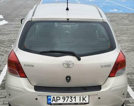 Сірий Тойота Яріс, об'ємом двигуна 1.3 л та пробігом 169 тис. км за 6200 $, фото 8 на Automoto.ua