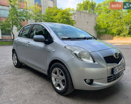 Серый Тойота Ярис, объемом двигателя 1.4 л и пробегом 230 тыс. км за 5700 $, фото 18 на Automoto.ua