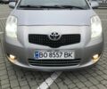 Сірий Тойота Яріс, об'ємом двигуна 1 л та пробігом 185 тис. км за 3950 $, фото 4 на Automoto.ua