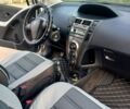 Серый Тойота Ярис, объемом двигателя 1 л и пробегом 210 тыс. км за 5000 $, фото 7 на Automoto.ua