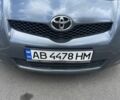 Серый Тойота Ярис, объемом двигателя 1 л и пробегом 200 тыс. км за 4600 $, фото 1 на Automoto.ua