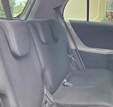 Тойота Яріс 2009 у Тернополі на Automoto.ua Сірий Тойота Яріс, об'ємом двигуна 1.4 л та пробігом 277 тис. км за 5700 $, фото 18 на Automoto.ua