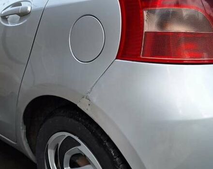 Тойота Яріс 2009 у Тернополі на Automoto.ua Сірий Тойота Яріс, об'ємом двигуна 1.4 л та пробігом 277 тис. км за 5700 $, фото 16 на Automoto.ua