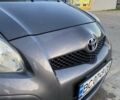 Серый Тойота Ярис, объемом двигателя 1.36 л и пробегом 199 тыс. км за 7000 $, фото 4 на Automoto.ua
