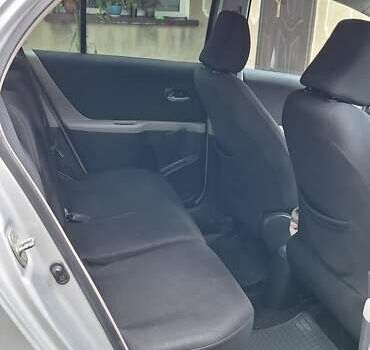 Тойота Яріс 2009 у Тернополі на Automoto.ua Сірий Тойота Яріс, об'ємом двигуна 1.4 л та пробігом 277 тис. км за 5700 $, фото 12 на Automoto.ua