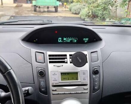 Тойота Яріс 2009 у Тернополі на Automoto.ua Сірий Тойота Яріс, об'ємом двигуна 1.4 л та пробігом 277 тис. км за 5700 $, фото 8 на Automoto.ua