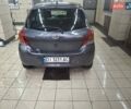 Серый Тойота Ярис, объемом двигателя 1 л и пробегом 201 тыс. км за 6000 $, фото 3 на Automoto.ua