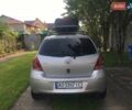 Серый Тойота Ярис, объемом двигателя 1.36 л и пробегом 204 тыс. км за 5500 $, фото 4 на Automoto.ua