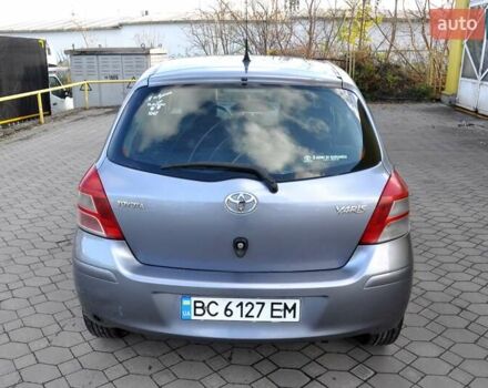 Серый Тойота Ярис, объемом двигателя 1 л и пробегом 166 тыс. км за 4400 $, фото 8 на Automoto.ua