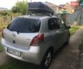 Серый Тойота Ярис, объемом двигателя 1.36 л и пробегом 204 тыс. км за 5500 $, фото 5 на Automoto.ua