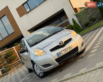 Серый Тойота Ярис, объемом двигателя 1 л и пробегом 230 тыс. км за 2999 $, фото 10 на Automoto.ua