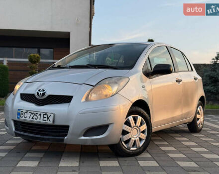 Серый Тойота Ярис, объемом двигателя 1 л и пробегом 230 тыс. км за 2999 $, фото 29 на Automoto.ua