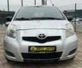 Серый Тойота Ярис, объемом двигателя 1 л и пробегом 230 тыс. км за 3450 $, фото 1 на Automoto.ua