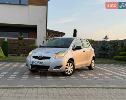 Серый Тойота Ярис, объемом двигателя 1 л и пробегом 230 тыс. км за 2999 $, фото 23 на Automoto.ua