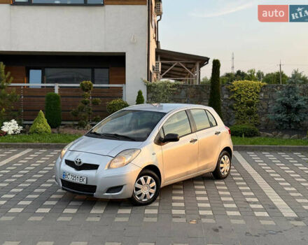 Серый Тойота Ярис, объемом двигателя 1 л и пробегом 230 тыс. км за 2999 $, фото 27 на Automoto.ua