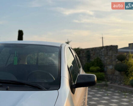 Серый Тойота Ярис, объемом двигателя 1 л и пробегом 230 тыс. км за 2999 $, фото 31 на Automoto.ua