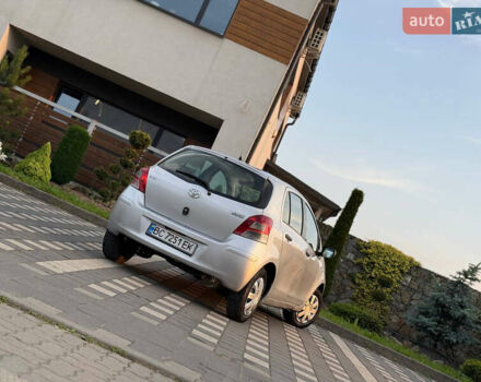 Серый Тойота Ярис, объемом двигателя 1 л и пробегом 230 тыс. км за 2999 $, фото 35 на Automoto.ua