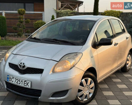 Серый Тойота Ярис, объемом двигателя 1 л и пробегом 230 тыс. км за 2999 $, фото 32 на Automoto.ua