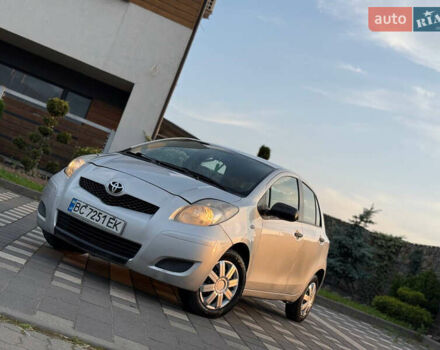 Серый Тойота Ярис, объемом двигателя 1 л и пробегом 230 тыс. км за 2999 $, фото 21 на Automoto.ua