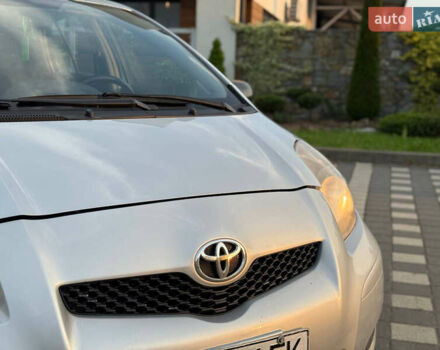 Серый Тойота Ярис, объемом двигателя 1 л и пробегом 230 тыс. км за 2999 $, фото 13 на Automoto.ua