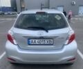 Сірий Тойота Яріс, об'ємом двигуна 1.5 л та пробігом 240 тис. км за 7500 $, фото 3 на Automoto.ua