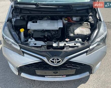 Серый Тойота Ярис, объемом двигателя 1.5 л и пробегом 175 тыс. км за 10650 $, фото 10 на Automoto.ua