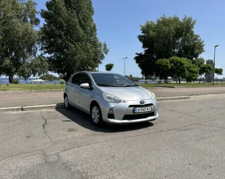 Серый Тойота Ярис, объемом двигателя 1.5 л и пробегом 166 тыс. км за 9700 $, фото 1 на Automoto.ua