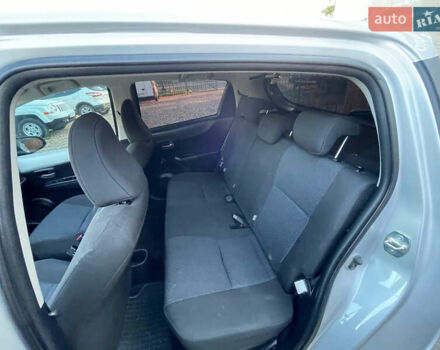 Серый Тойота Ярис, объемом двигателя 1.5 л и пробегом 140 тыс. км за 11000 $, фото 16 на Automoto.ua