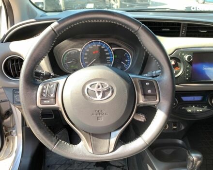 Сірий Тойота Яріс, об'ємом двигуна 1.5 л та пробігом 221 тис. км за 11340 $, фото 30 на Automoto.ua