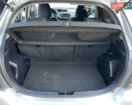 Серый Тойота Ярис, объемом двигателя 1.5 л и пробегом 140 тыс. км за 11000 $, фото 15 на Automoto.ua