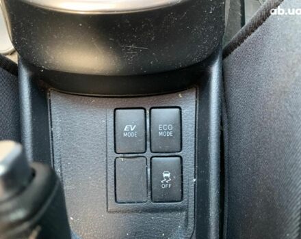 Сірий Тойота Яріс, об'ємом двигуна 1.5 л та пробігом 221 тис. км за 11340 $, фото 34 на Automoto.ua