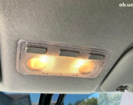 Сірий Тойота Яріс, об'ємом двигуна 1.5 л та пробігом 221 тис. км за 11340 $, фото 35 на Automoto.ua