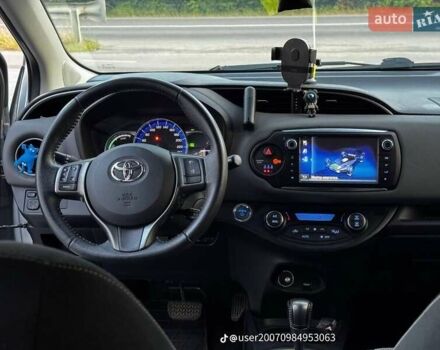 Серый Тойота Ярис, объемом двигателя 1.5 л и пробегом 220 тыс. км за 10200 $, фото 6 на Automoto.ua