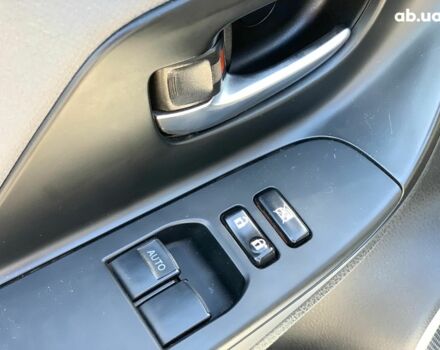 Сірий Тойота Яріс, об'ємом двигуна 1.5 л та пробігом 221 тис. км за 11340 $, фото 20 на Automoto.ua