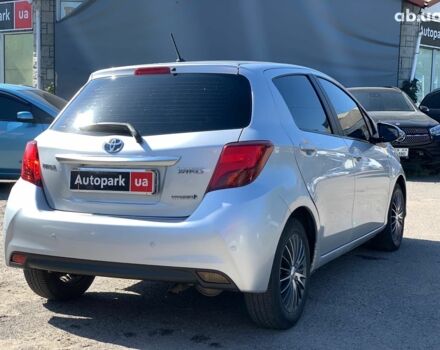 Сірий Тойота Яріс, об'ємом двигуна 1.5 л та пробігом 221 тис. км за 11340 $, фото 4 на Automoto.ua