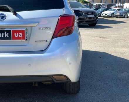 Сірий Тойота Яріс, об'ємом двигуна 1.5 л та пробігом 221 тис. км за 11340 $, фото 10 на Automoto.ua