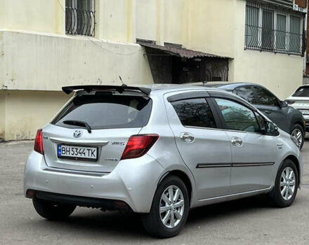 Серый Тойота Ярис, объемом двигателя 1.5 л и пробегом 140 тыс. км за 11500 $, фото 3 на Automoto.ua