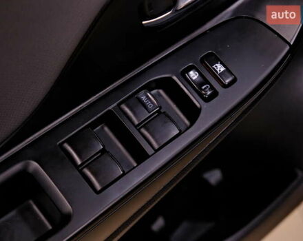 Сірий Тойота Яріс, об'ємом двигуна 1.5 л та пробігом 148 тис. км за 11900 $, фото 25 на Automoto.ua