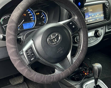 Серый Тойота Ярис, объемом двигателя 1.5 л и пробегом 140 тыс. км за 11500 $, фото 14 на Automoto.ua