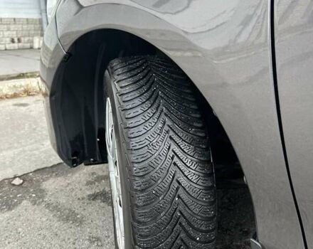 Серый Тойота Ярис, объемом двигателя 1.33 л и пробегом 166 тыс. км за 10500 $, фото 11 на Automoto.ua