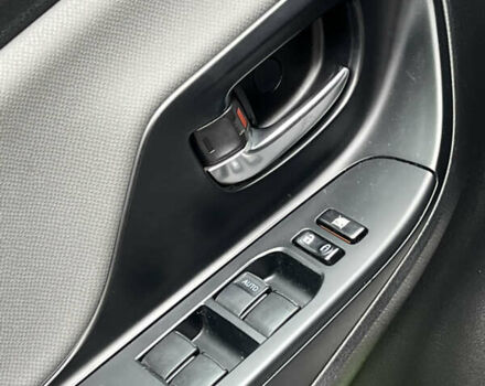 Серый Тойота Ярис, объемом двигателя 1.5 л и пробегом 140 тыс. км за 11500 $, фото 17 на Automoto.ua