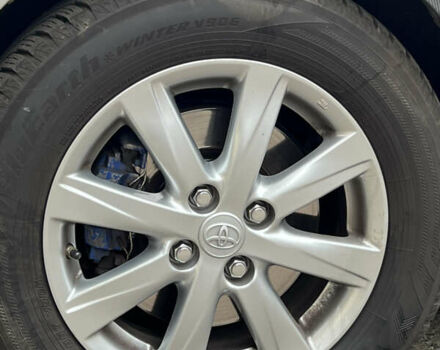 Серый Тойота Ярис, объемом двигателя 1.5 л и пробегом 140 тыс. км за 11500 $, фото 10 на Automoto.ua